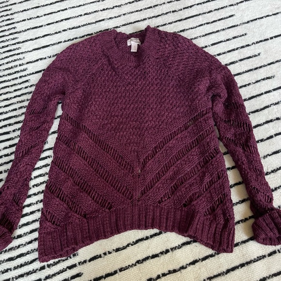 Forever 21 Sweater - Picture 1 of 6